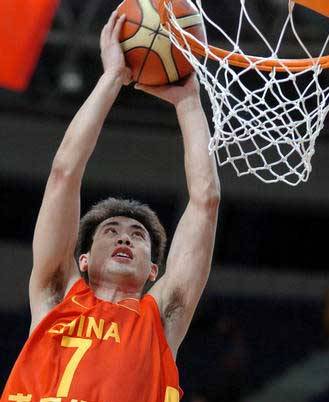 辽宁男篮有趣故事,辽宁男篮的球员名单及号码