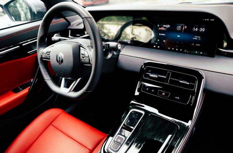 零跑s01目前最成功的老年代步车,零跑跑车s01