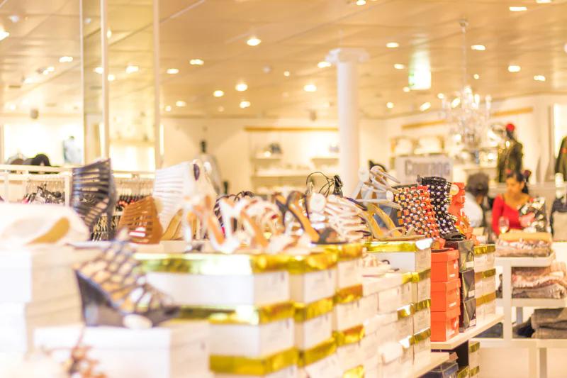 卖螺蛳粉月入过万,卖螺蛳粉月入百万