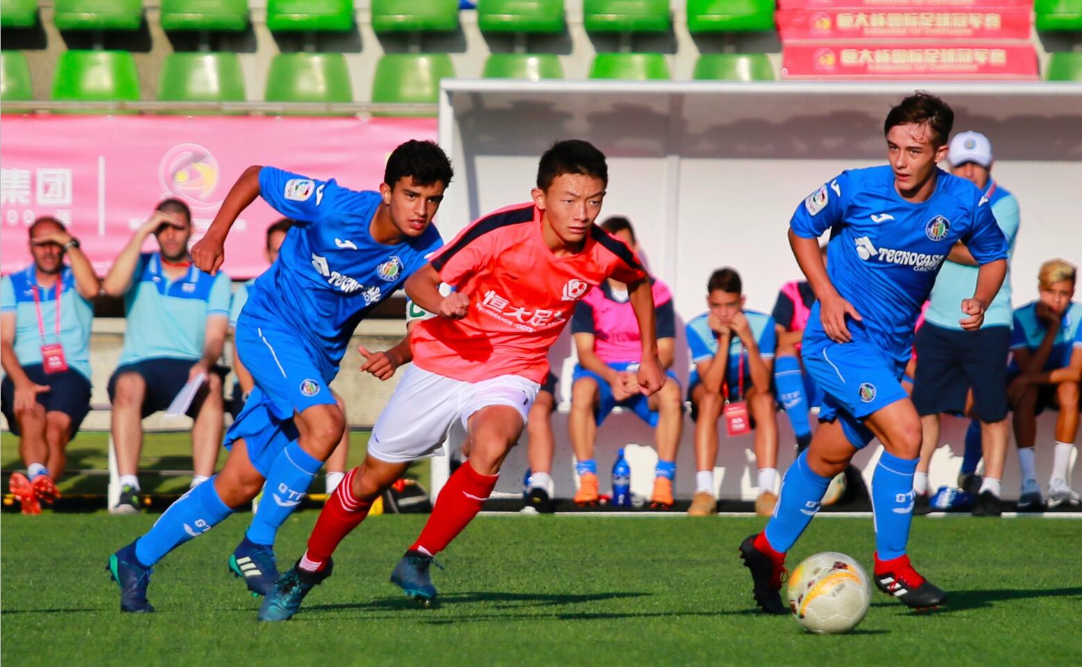 鏃犻渶缇℃厱浠讳綍鐞冮槦,鎭掑ぇ闈掕鍑昏触鏃ユ湰