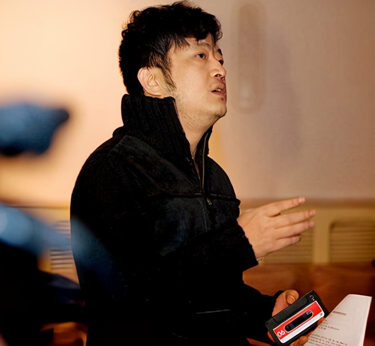 中国摇滚代表人物何勇,当初的歌手何勇现在什么情况