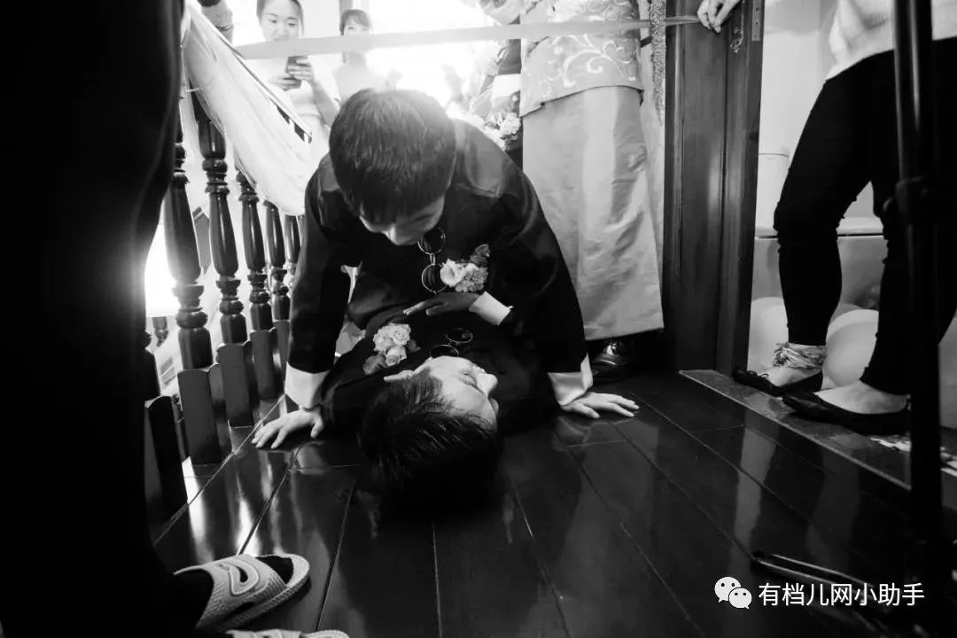 结婚堵门游戏有哪些攻略,结婚堵门游戏耍大牌怎么玩