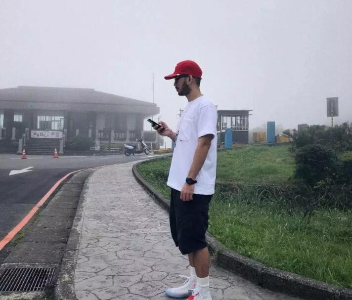 戴帽子难看怎么选择帽子,戴帽子不好看的人适合戴什么帽子