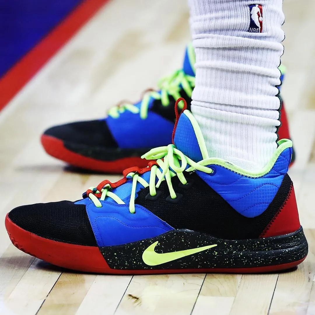 nba球员上脚过的李宁,nba球员上脚库里球鞋