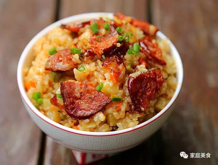 小电锅焖饭各种做法,懒人焖饭可以用电饭煲做吗