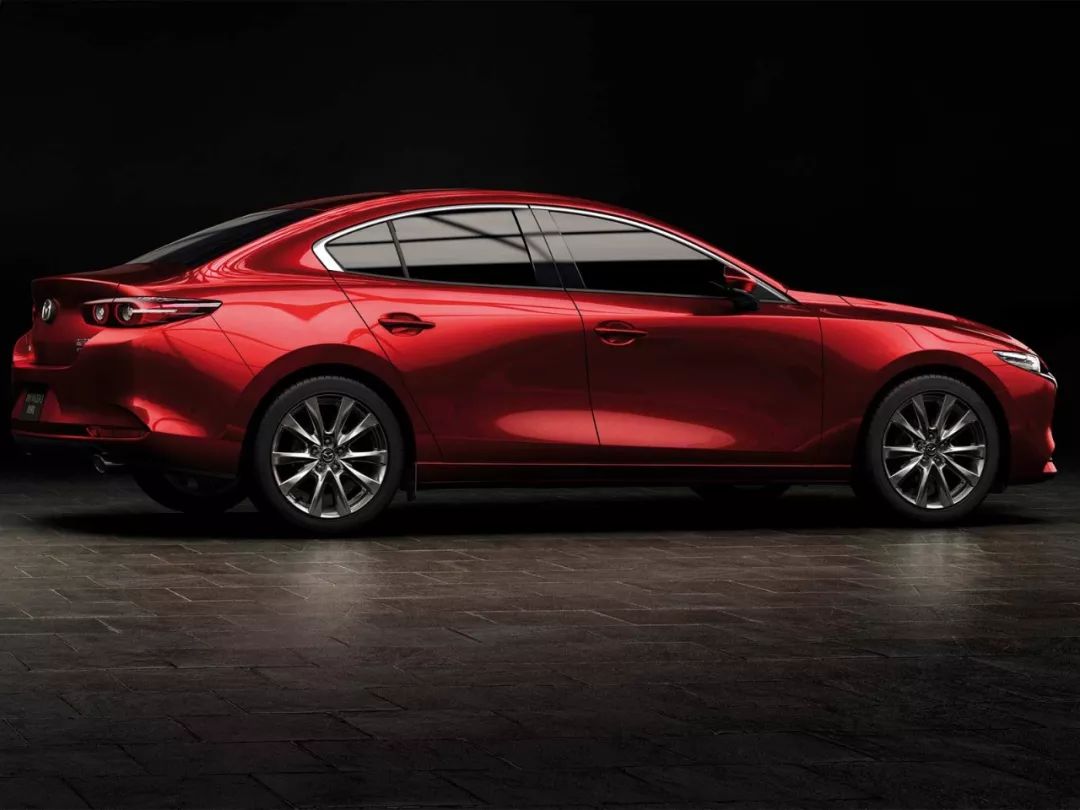 全新马自达3了解一下,全新马自达3买铂钢灰还是幻影银