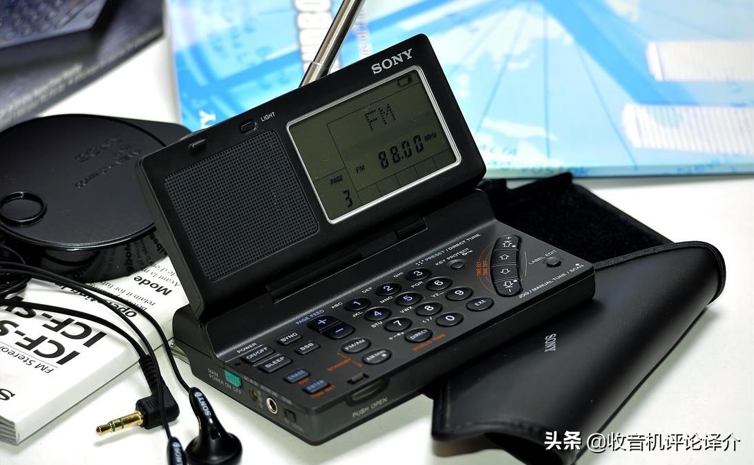 日本索尼收音机哪一款式比较经典,索尼70年代的收音机叫什么名字