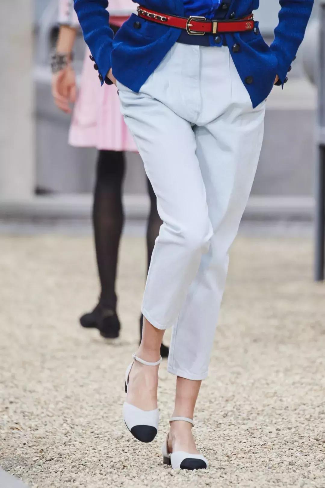 香奈儿新款手袋街拍,香奈儿经典手袋粗花呢