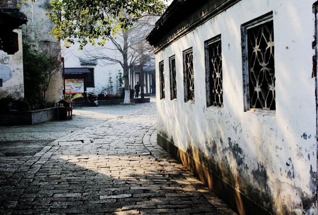 上海到周庄旅游团价格,上海周庄包车