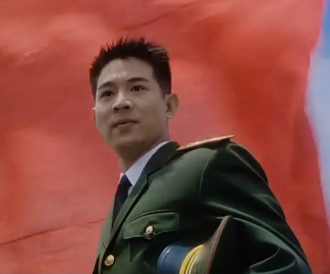 明星演唱会出现的军人,出演军人最好的四位明星