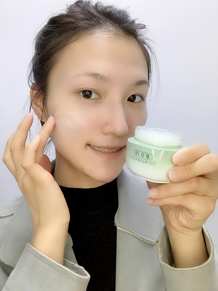 新玉润保湿菁华霜和菁华膏,新玉润补水保湿护肤品