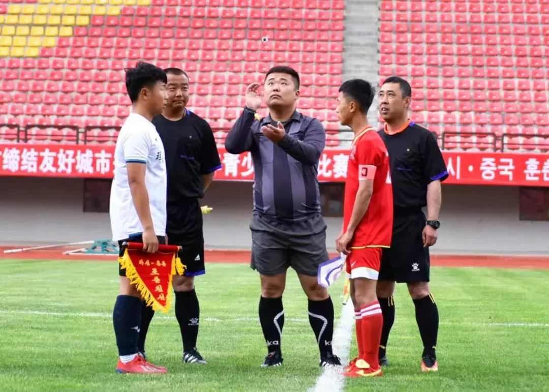​中国珲春市-朝鲜罗先市缔结友好城市关系二十周年青少年足球赛开赛