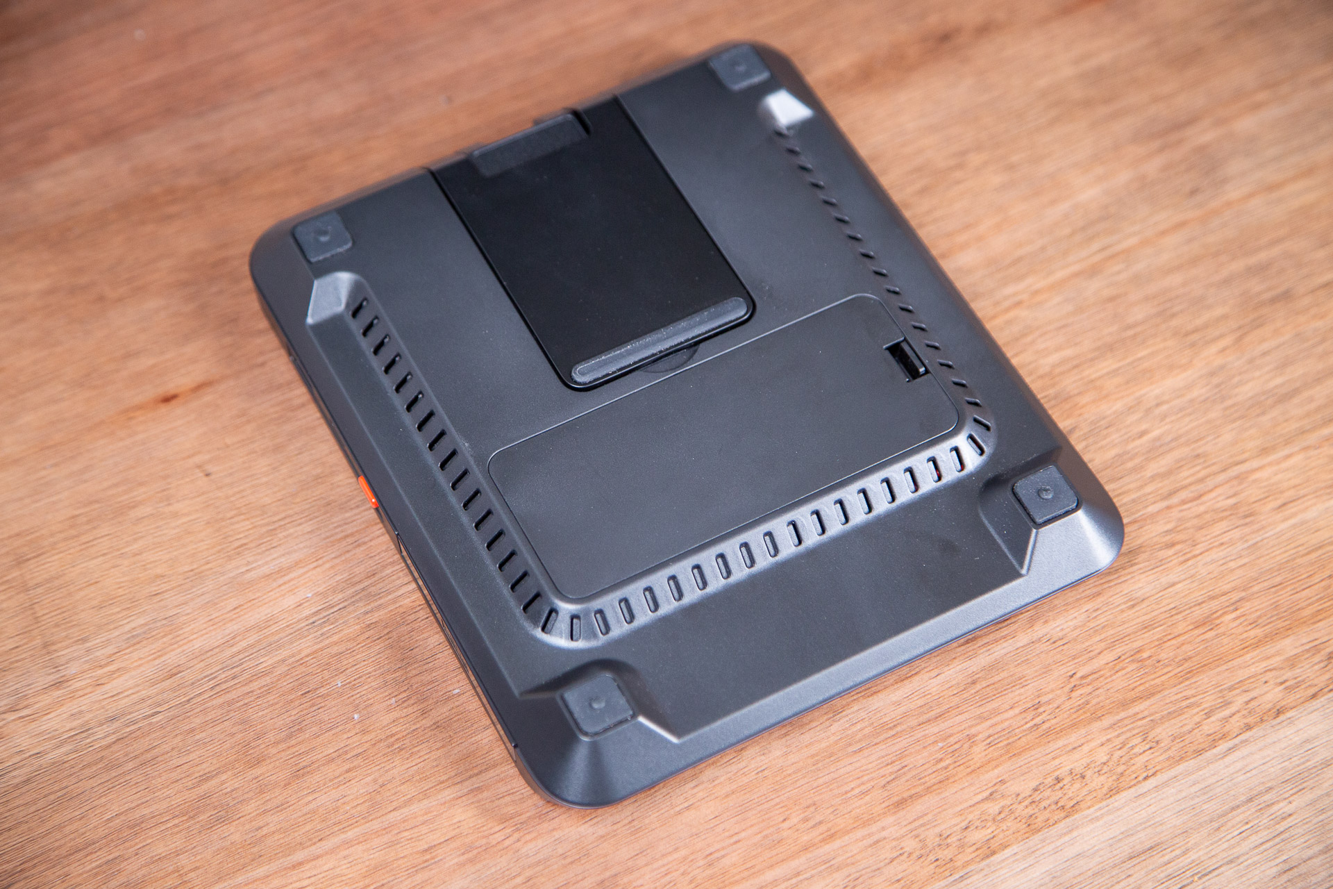 pitakaomnilite开箱,pitakaomnilite多合一无线充