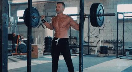 健身一周只能练两天怎么计划,一周健身计划加自由搏击如何安排