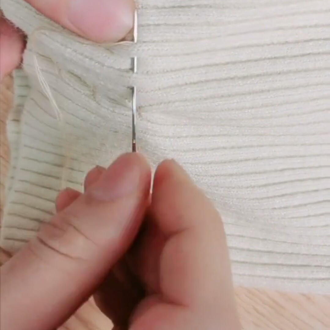 毛衣衣服短了改大妙招步骤,毛衣下摆太大怎么改小视频