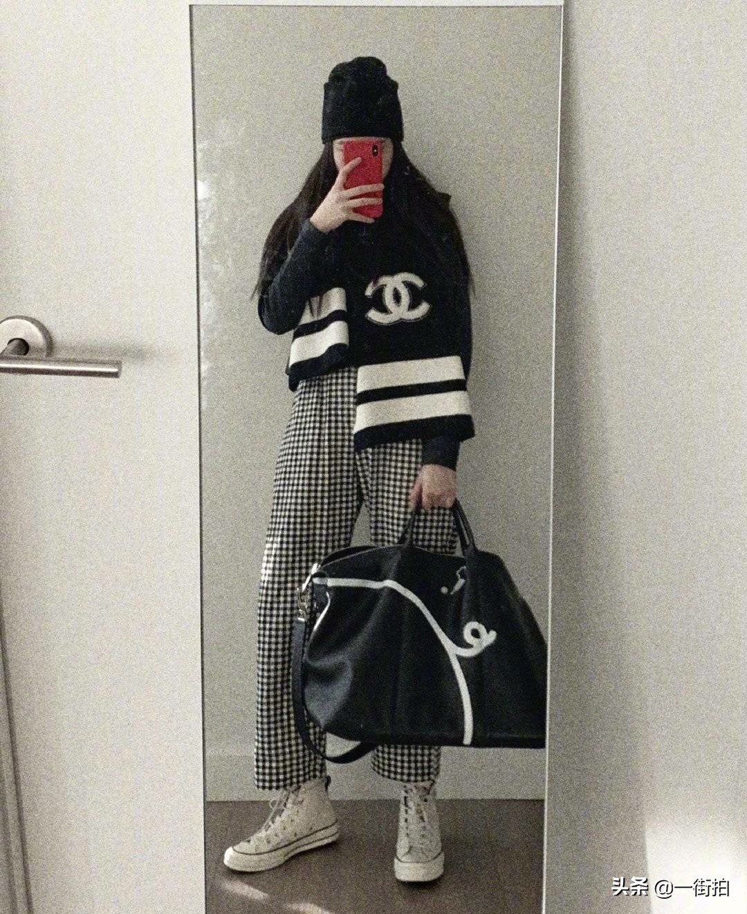 欧阳娜娜穿粉色针织衫温柔又美丽,欧阳娜娜淡黄色针织衫搭配裙子