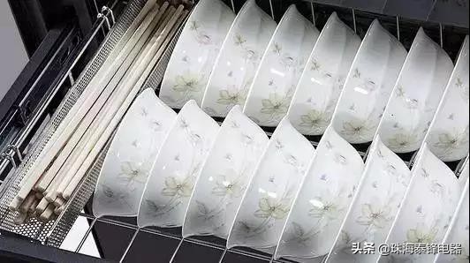 消毒柜打开的方法,哪种嵌入式消毒柜可以预防蟑螂