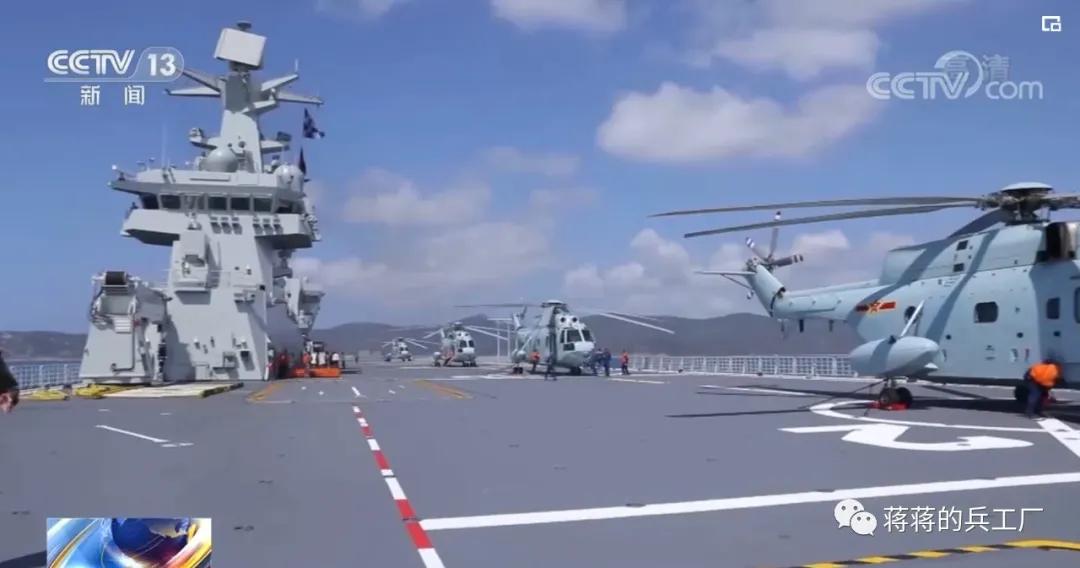 国产遥控飞机牵引车,中国新型航母牵引车