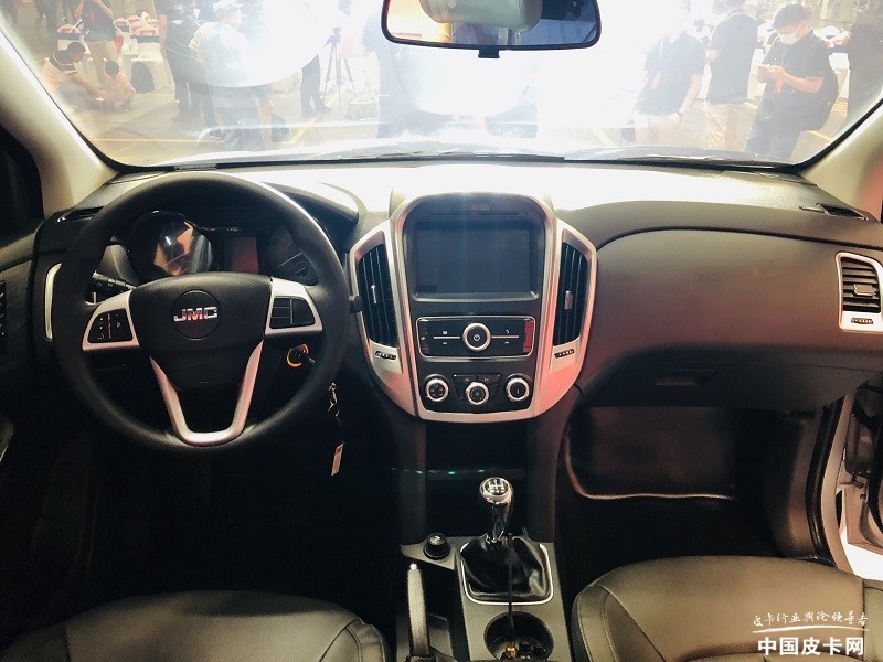 江铃皮卡和江西五十铃皮卡区别,庆铃皮卡与江铃皮卡哪个比较好