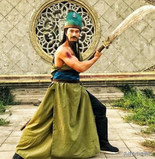 关羽扮演者于荣光陆树铭,老梁说陆树铭和于荣光演的关羽