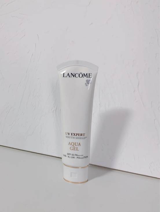 夏季最好用的防晒霜不伤肤色的,夏天适合的防晒霜哪个牌子好