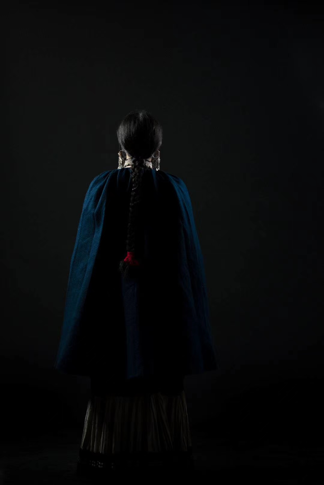 彝族服装和少数民族服装的区别,彝族服饰真太惊艳了