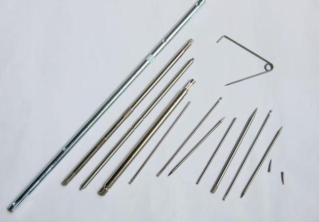 宝宝眼睛进灰了怎么办,石灰进入眼睛后失明是永久的吗