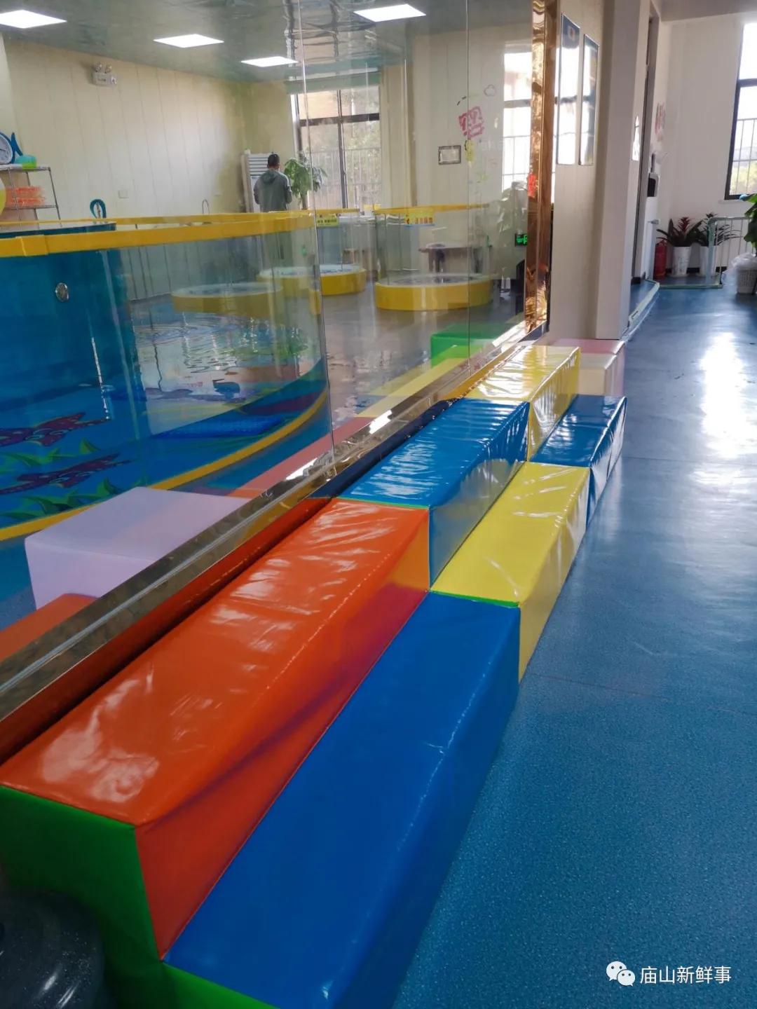 宝贝在线婴幼儿水育馆,江夏庙山附近好的幼儿园