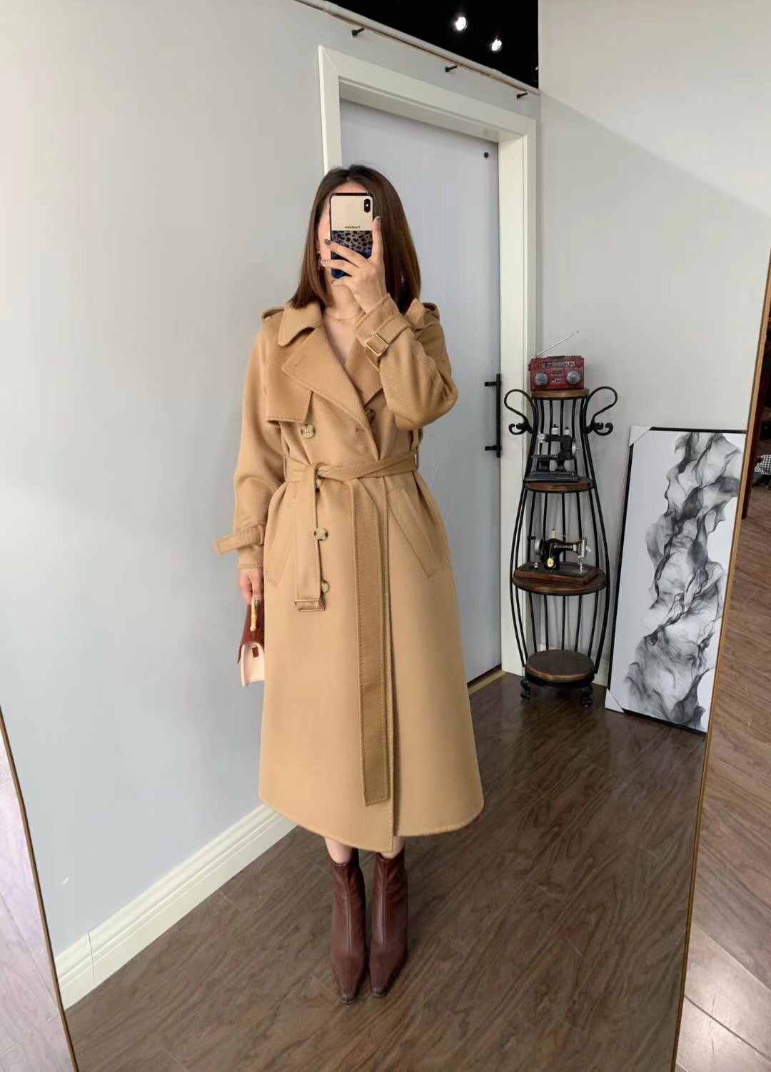 羊毛大衣如何穿搭更有气质,羊毛大衣怎么穿显高显瘦