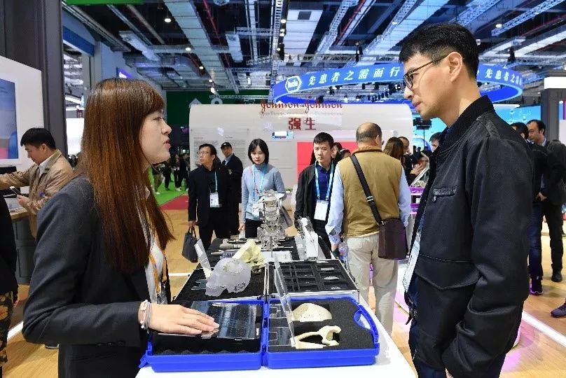 进博会光影展示,新版进博会光影秀