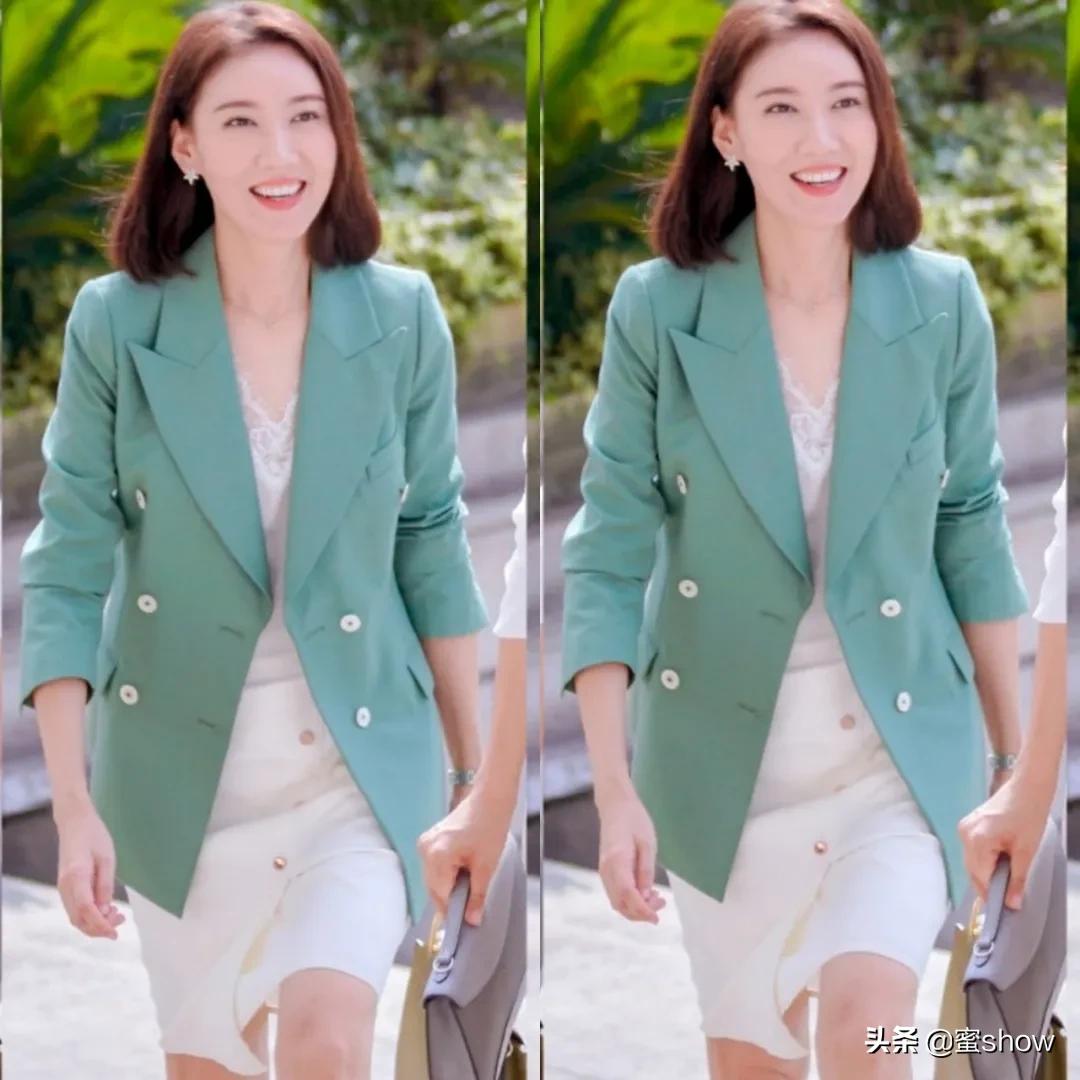 气质穿搭职场简约,陈数职场穿衣搭配