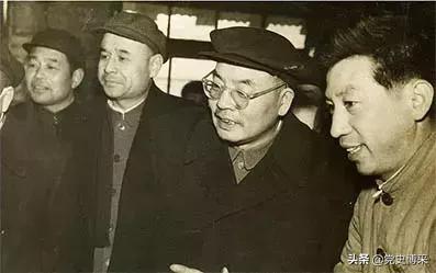 从二机部到国防工办,建国初期国防工业管理体制的演变