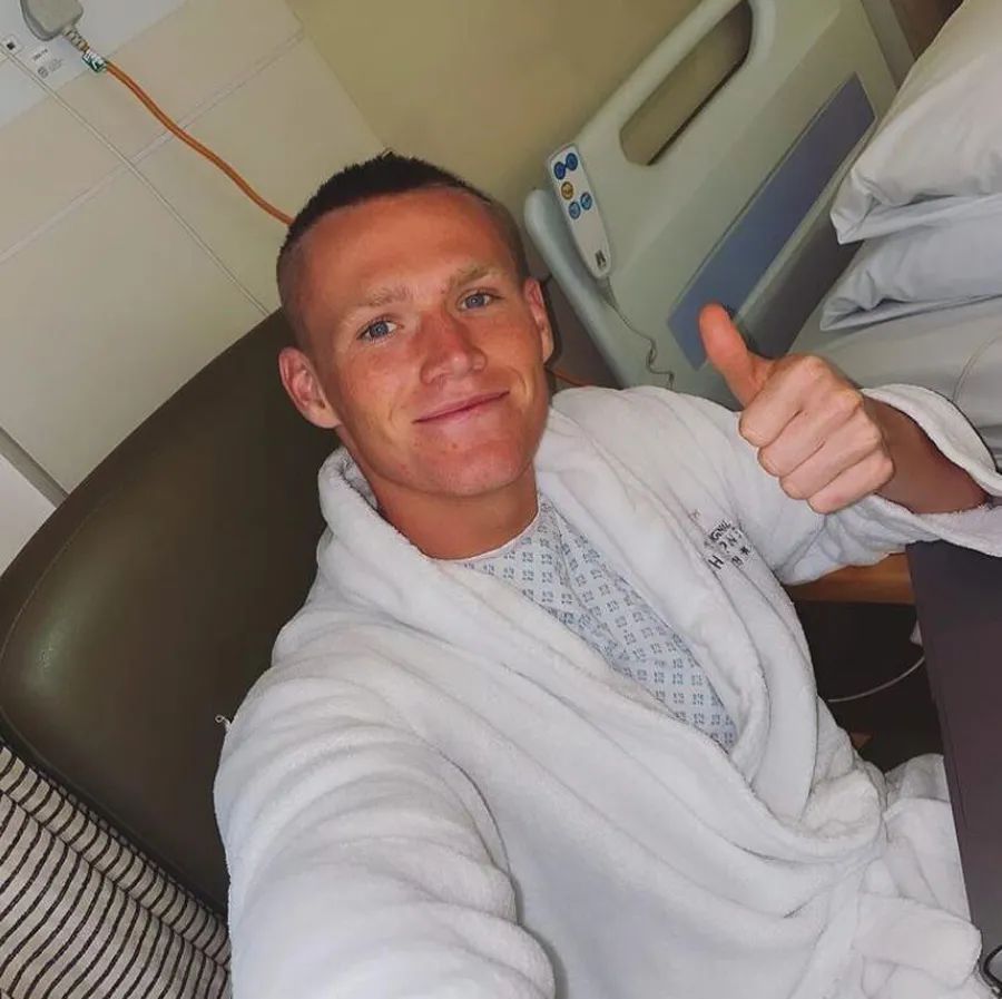 曼联签下范德贝克后续,曼联官宣博格巴回归