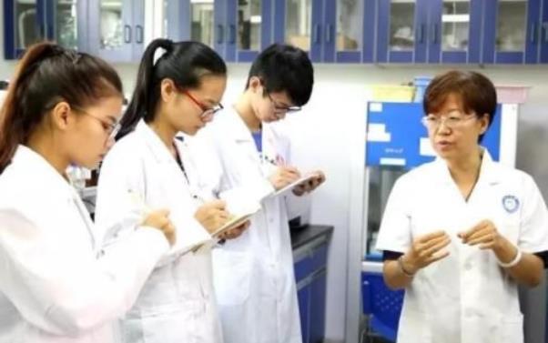 保研生确认录取后反悔怎么办？导师被放鸽子，一气之下上报教育部