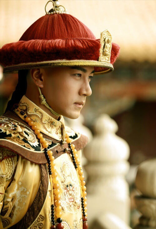 寂寞空庭春欲晚梨花满地不开门,寂寞空庭春欲晚讲的什么