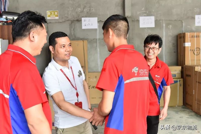 快递员的辛苦之处,致敬辛勤的快递员