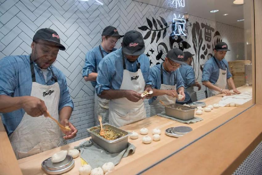 曾让美国员工学做包子学到哭,甘其食的10年创业之路