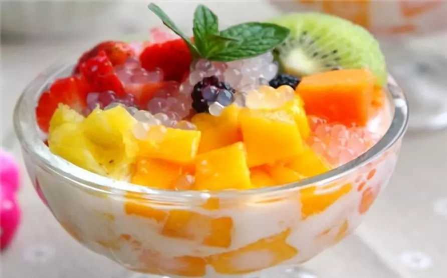 你讨好别人的样子真的让人心疼,你讨好别人的样子真可笑