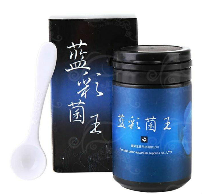 饲养的孔雀鱼摇头晃脑时，就要注意了，可能是感染的水霉病！