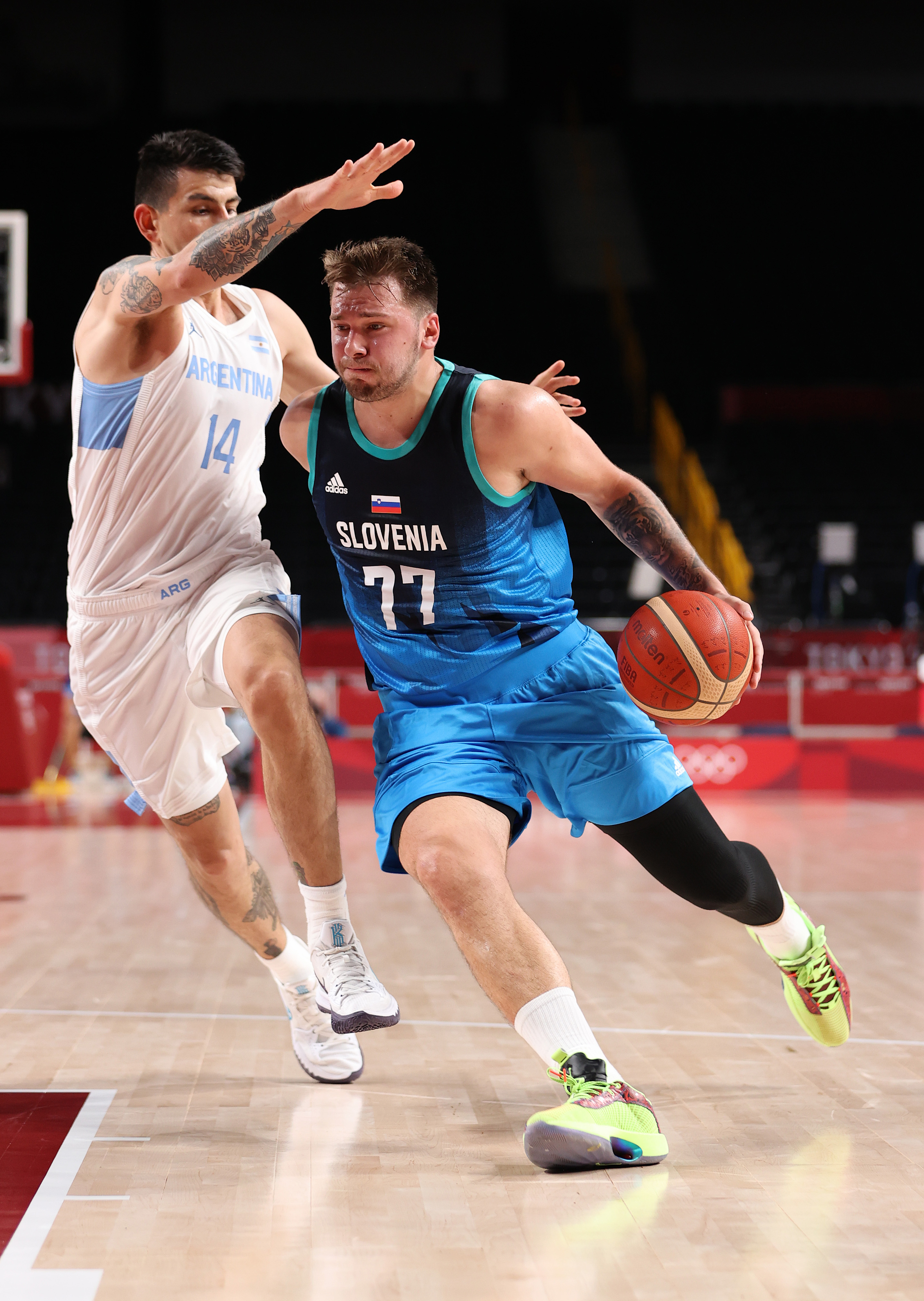 东契奇照片2024,东契奇世界杯照片