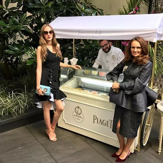 包慌？看宇宙博主们疯狂背什么