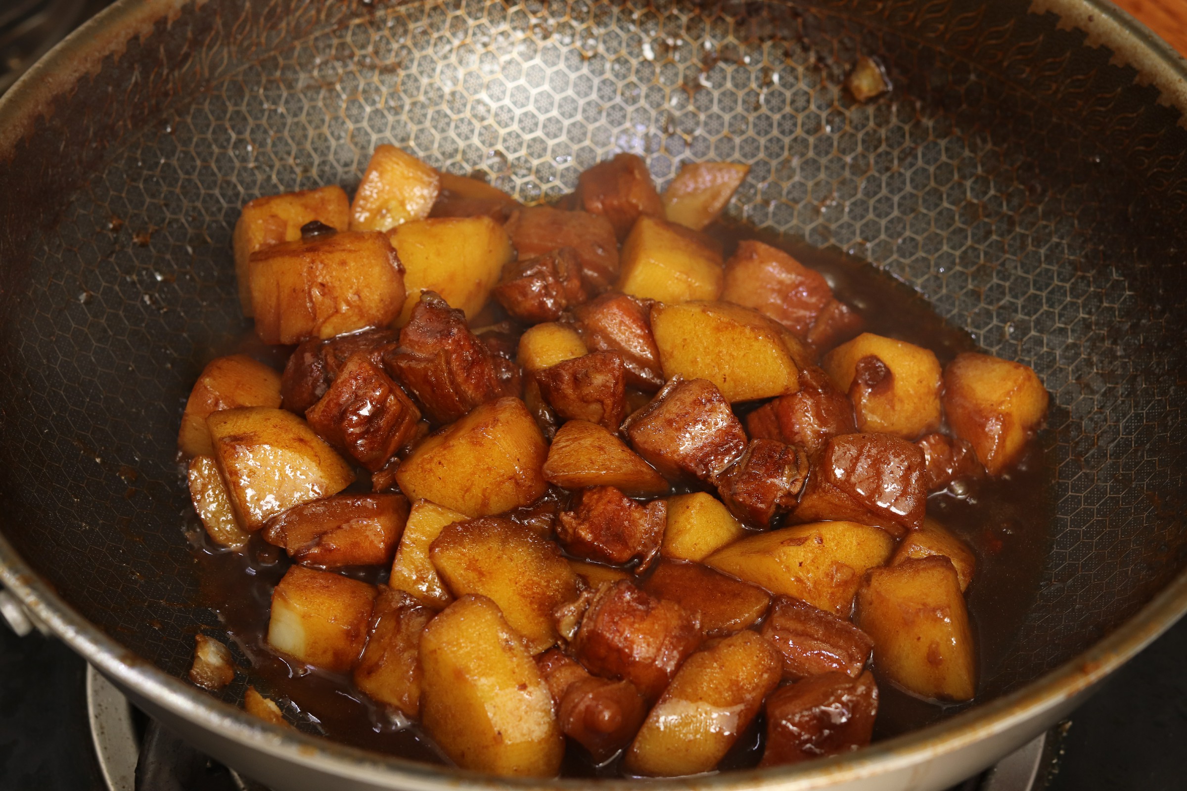 教你红烧肉正确的做法,红烧肉初学最正确的做法