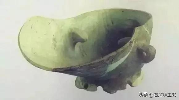 国家*物文**局说，这64件国宝永久禁止出国展览