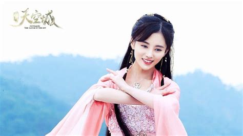 鞠婧祎4000年一遇美少女秒变,鞠婧祎和杨超越照片