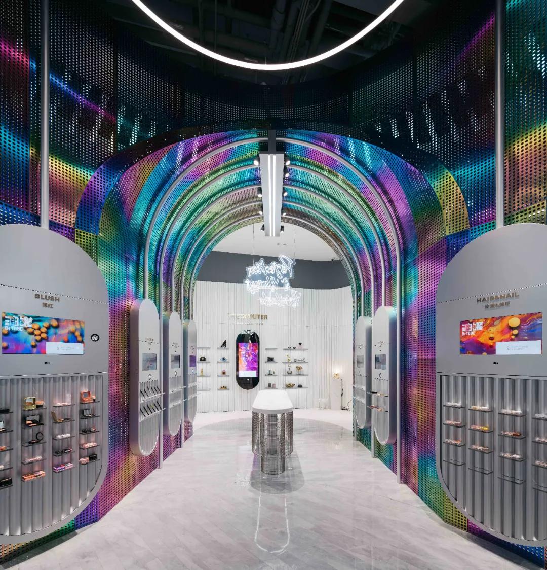 Storeage为B+Tube油罐打造智能新零售美妆集合店