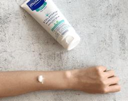 宝宝反复起湿疹该怎么护理,宝宝湿疹总是反复发作该怎么护理