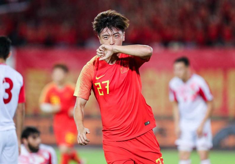 天海解散后的最惨球员,天海国脚张鹭