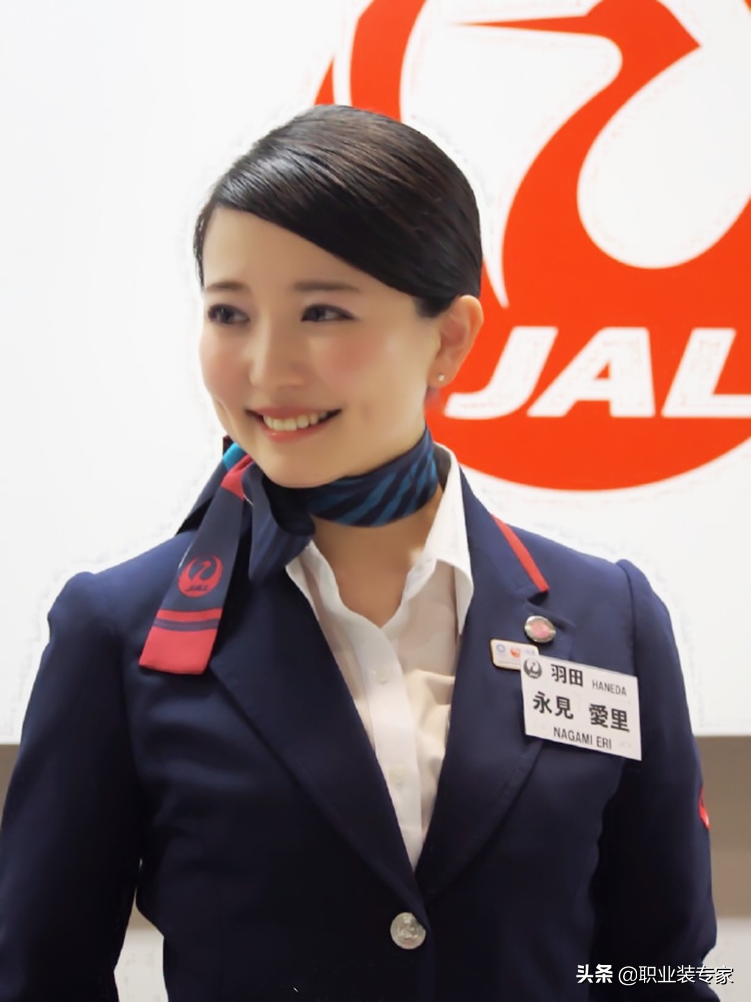 jal鑸┖鍒舵湇,鏃ユ湰鑸┖jal