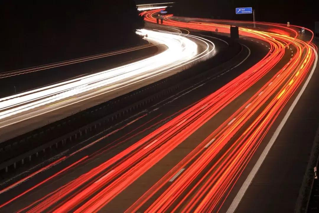 豪车碰瓷案件 (豪车碰瓷团伙2019)