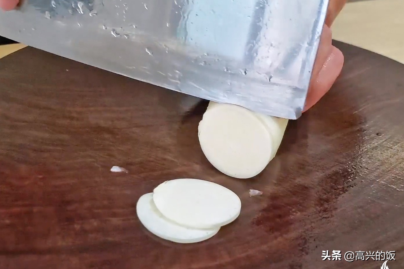 亲自下厨炒几道家常菜美味又卫生,引爆食欲的四道家常菜简单又好吃